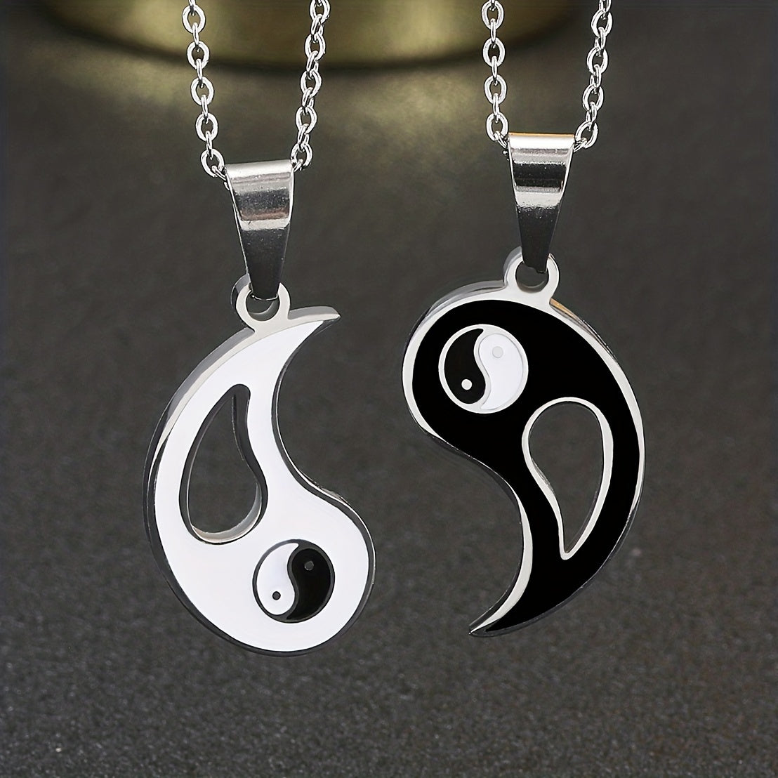 2pcs Yin Yang Puzzle Matching Pendant Necklace Best Friend Couples Stainless Steel White Black Enamel Silvery Necklaces with 45.72cm Chain BFF Jewelry