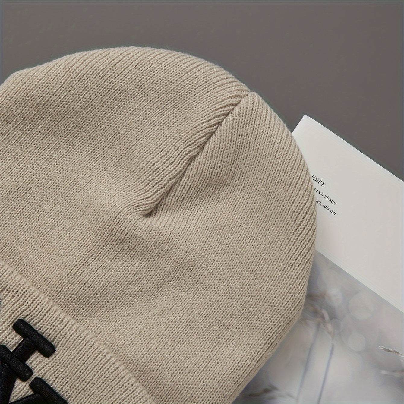 Cappelli Invernali Unisex (Set da 2) – Morbidi, Caldi e alla Moda per Uomo e Donna