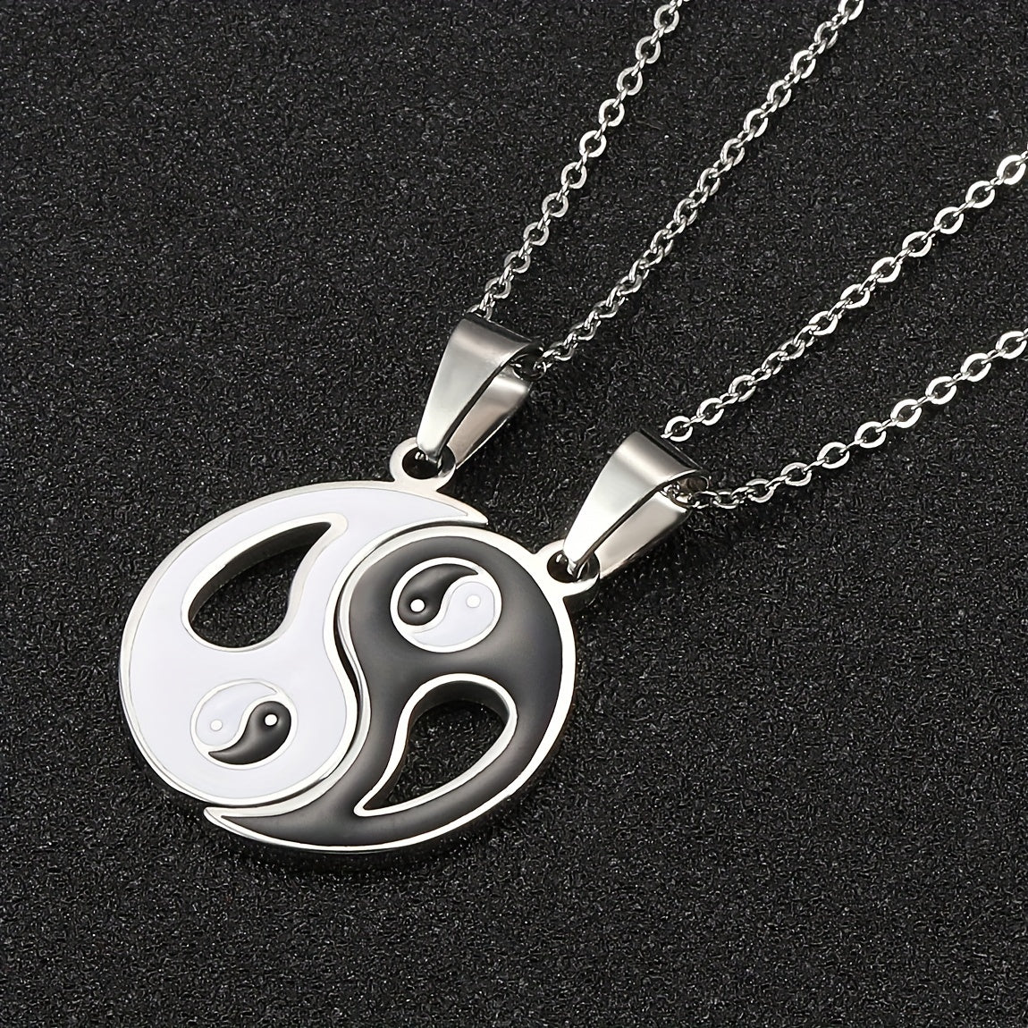 2pcs Yin Yang Puzzle Matching Pendant Necklace Best Friend Couples Stainless Steel White Black Enamel Silvery Necklaces with 45.72cm Chain BFF Jewelry